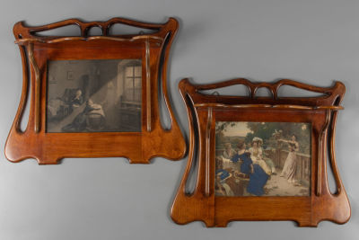 Модерн. Рамы с полочками. 2 шт. Дерево, токарная работа, лак, бумажная оклейка. Размер 46х37 