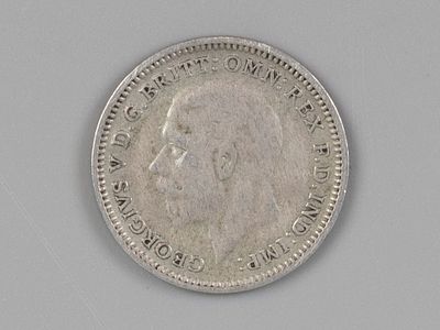 Великобритания 3 пенса Георг V 1932 XF. Состояние XF