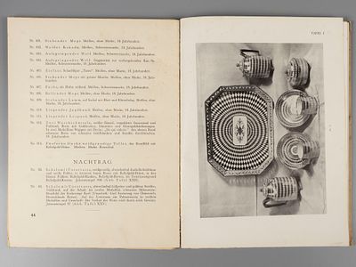 [На нем. яз. Художественный аукцион фарфора эпохи классицизма] Kunstauktion. Porzellan des 