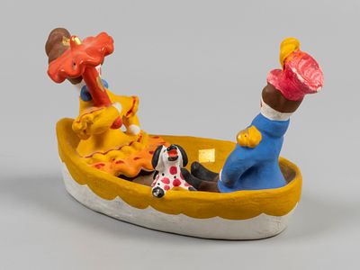Дымковский промысел. Видякина А.Д. Игрушка. Двое в лодке с собакой. Киров, 1970-е. Керамика 