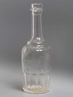 Бутылка. Коньяк "1811 J. Prunier & Co". Франция. XIX в. Стекло, полировка, травление. Высота 