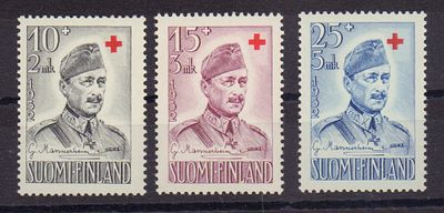 Почтовые марки Финляндии. Маннергейм. Красный Крест. 1952 г. Мих. №407-409. Негашеные. Состояние *.