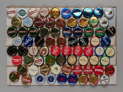 Крон-пробки пивные. Прибалтика и Европа. 2000-е На картоне. Подборка иностранных пивных пробок. 