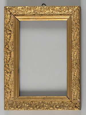 Рама. Растительный орнамент. XX век. Дерево, бронзянка. Размер по раме 15х21 см. Размер окна 15 