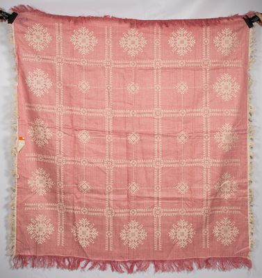 Скатерть с бахромой. Снежинки. Верхне-Волжское управ. "Льнопром". Приволжск, 1966. Лен, жаккард. 