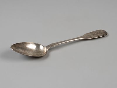 Столовая ложка. Монограмма "СД" под короной. Сазиков. Москва, 1874. Бел. металл, гравировка. Вес 