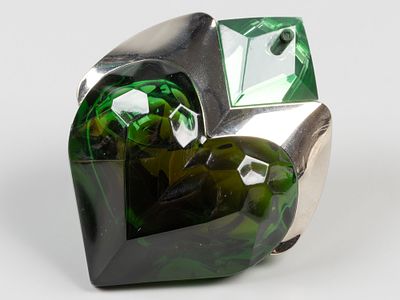 Духи Aura Mugler Франция. Высота флакона 8.5 см. Объем 30 мл. Практически полный. Хорошее 