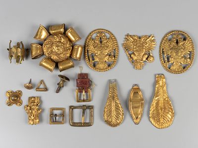 [Из коллекции В.А. Чернышева] Набор украшений кареты и части конской упряжи. 14 предметов. XIX 