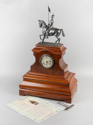 Часы кабинетные фирмы "Густав Беккер" со встроенной музыкальной шкатулкой фирмы "Братья Мармод" 