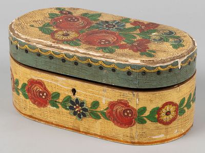Шкатулка. Розы. Вологда, нач. ХХ в. Дерево, роспись. Размер 20х11х8,5 см. Утрата ножек. Общее 