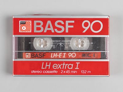 Магнитофонная аудиокассета. BASF. 90 мин. Германия, 1990-е. Запечатанная, в оригинальной пленке. 