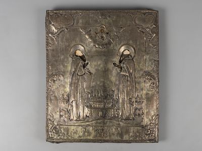 Икона. Соловецкие чудотворцы Зосима и Савватий. Конец XVIII в. Дерево, темпера (?), металл. В окладе