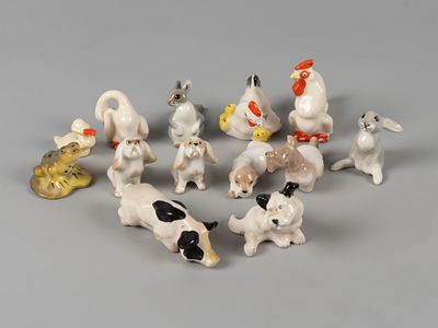 Миниатюрные статуэтки. 13 шт. Авт. Н.Е. Муратов. ЛФЗ. 1960-1990-е. Фарфор, роспись. Собаки. 5 