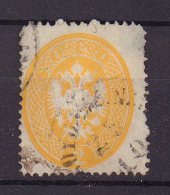 Почтовая марка Австрии. 1863 г. Мих. №24. Зуб. 14. Гашеная. Имеется тонкое место.