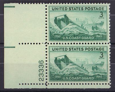 Почтовые марки США. Корабли. 1945 г. Мих. №541. Пара марок с контрольным знаком. Негашеные. 