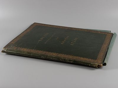 [Из библиотеки принцессы Е.Г. Саксен-Альтенбургской] Папка к изданию "Chez les Tcherkesses et 