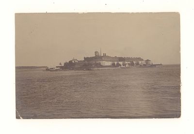 Шлиссельбургская крепость. Фотооткрытка. Начало ХХ в. Открыточный формат. Заломан уголок. 