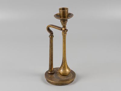 Корабельный (яхтенный) подсвечник с балансиром. Пер. пол. XX в. Латунь с балансиром. Латунь. Высо