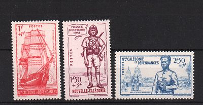 Почтовые марки Новой Каледонии. Парусник. 1941 г. Мих. №232-234. Негашеные. Состояние **.