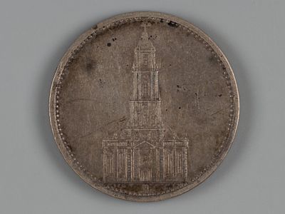 III Рейх. Германия. 5 марок 1935 Кирха. Состояние VF