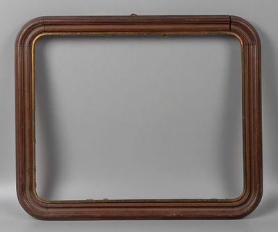 Рама со скругленными углами. Дерево, резьба, латунь. Размер внешний 43х52 см. Размер внутренний 