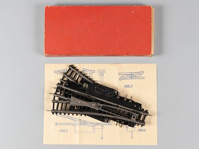 Набор ж/д стрелок типов Р 30 и Р30 1 колеи НО с конечным выключателем. 2 предмета. Permot 