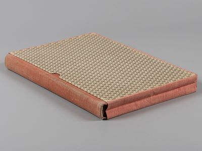 Польский кляссер (10 листов) в футляре с почтовыми марками Израиля. Содержит 612 гашеных и 