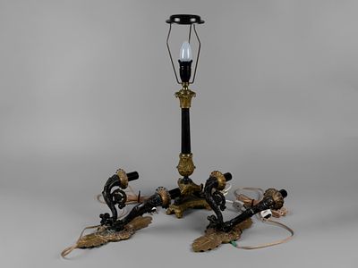 Комплект. Основание для настольной лампы и бра 2 шт. Швеция, пер пол. XX в. Бронза, металл 