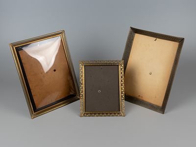 Составной лот. Рамки. 3 шт. Зап. Европа, XX в. Латунь, штамповка, стекло, картонаж, лидерин 