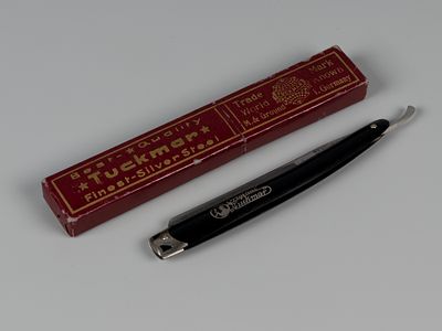 Опасная бритва Tuckmar. Сталь Золинген. Германия. Пер. пол. ХХ в. В родной упаковке. Размер 