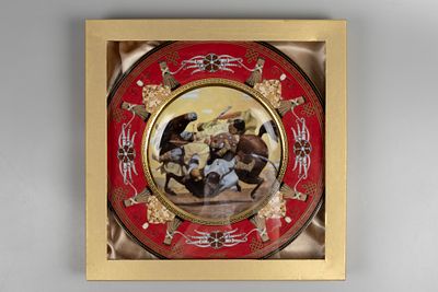 [Саммит БРИКС в Уфе] Декоративная тарелка "Схватка (коричневая лошадь)" UFA Russia 2015 