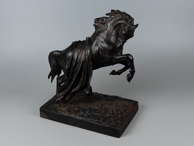 Скульптура. Конь с попоной. Авт. Клодт П.К. Копия. Чугун, голландская сажа. 31&times;18,5&times;38 см. 