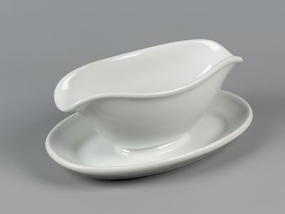 ВОВ. Соусник большой. Белье. Rosenthal (Розенталь). Германия, 1943 г. Фарфор, глазурь. Высота 