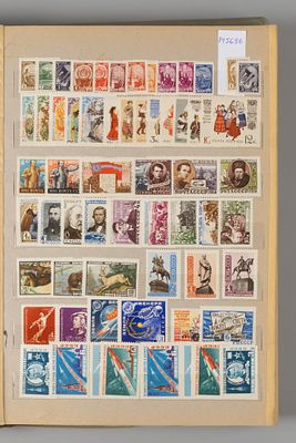 Кляссер (10 листов) с почтовыми марками СССР. Хронология за 1961-1965 гг. за исключением блоков 