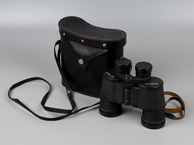 Бинокль БПЦ 8х40 TENTO Made in USSR 1980-е. В родном чехле. Размер чехла 17х19х8 см. В комплект 