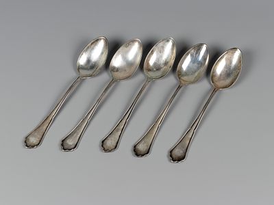 Ложки столовые. 5 шт. Мастерская Бремера. Бремен, Германия, пер. пол. ХХ в. Бел. металл. Общий 