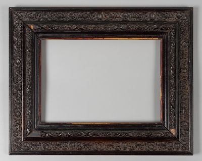 Рама. С накладным мастичным орнаментом. Последняя четверть XIX-начало XX века. Размер по раме 