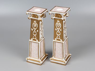 Villeroy & Boch. Парные подсвечники. Германия, 2010-2020-е. Фарфор, крытье, золочение. Высота 