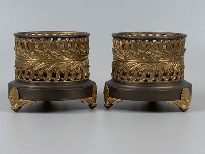 Сентябревъ. Подставки для вина. 2 шт. Фалерно. Россия, XXI в. Бронза, палладиевая патина 