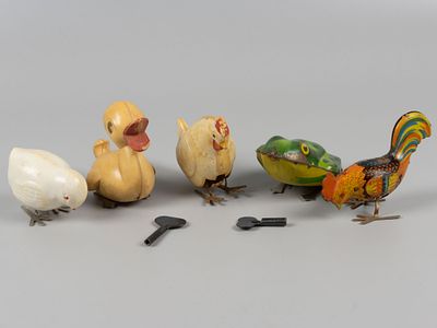 Пять заводных механических игрушек. СССР, 1960-1980-е. 2 ключа. Жесть, колкий пластик. Разных 