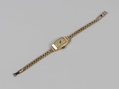 Часы женские, наручные. Mars. Механика. Середина ХХ в. Корпус жёлт. металл, браслет золочение. О 
