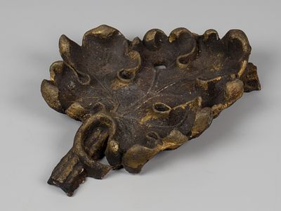 Деталь решетки ограды Смольного собора. Арх. Стасов В.П. Пер. пол. XIX в. Чугун. Размер 25х18х5 