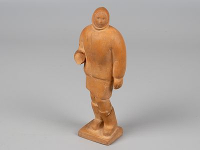 Авт. Гагарина Т.А. Статуэтка. Аня Цветкова. 1973 г. Керамика. Высота 17,5 см. Подпись на 