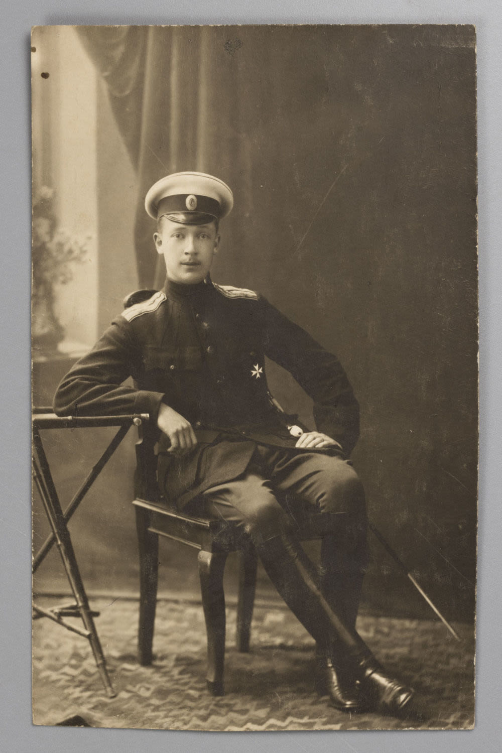 Пажеский корпус. Выпускник. Фотография Начало ХХ в. Пажеский корпус. Выпускник. Фотооткрытка. 