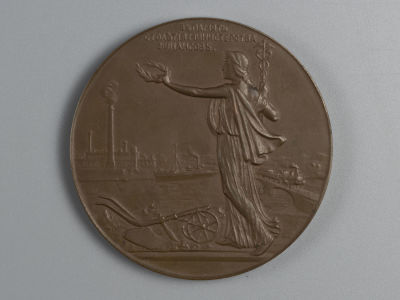 В память столетия Министерства финансов (1802–1902). Настольная Медаль в родной коробке. XF-UNC. 