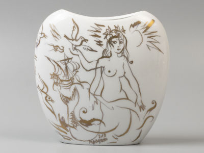 Г.А.В. Траугот &laquo;Русалка&raquo; Авторская вазочка. Фарфор. 1990-е гг. &laquo;Русалка&raquo;. Авторская вазочка. 