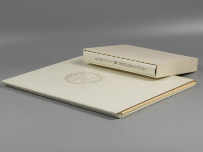 [Экз. №15/30. Папка с офортами] Пушкин В. Л. Опасный сосед. Илл. Г.А.В. Траугот. СПб.: Вита 