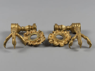 Ручки дверные (2 шт.). Птичьи лапы. С накладками на дверь. Бронза. Кон. XIX в. Размер 13х8,2 