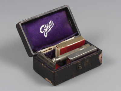 Бритвенный станок &laquo;Gillette&raquo; в родной коробочке. США 1920-1930-е гг. Бритвенный станок + набор 