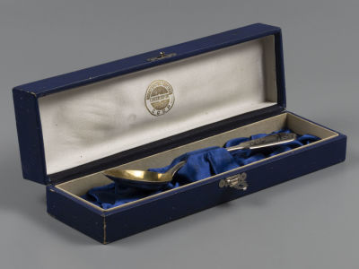 Ложка столовая. Серебро 875 пр. Чернение. 44,8 гр. В родной коробке ГЛАВЮВЕЛИРТОРГ. 1960-е гг. Д 